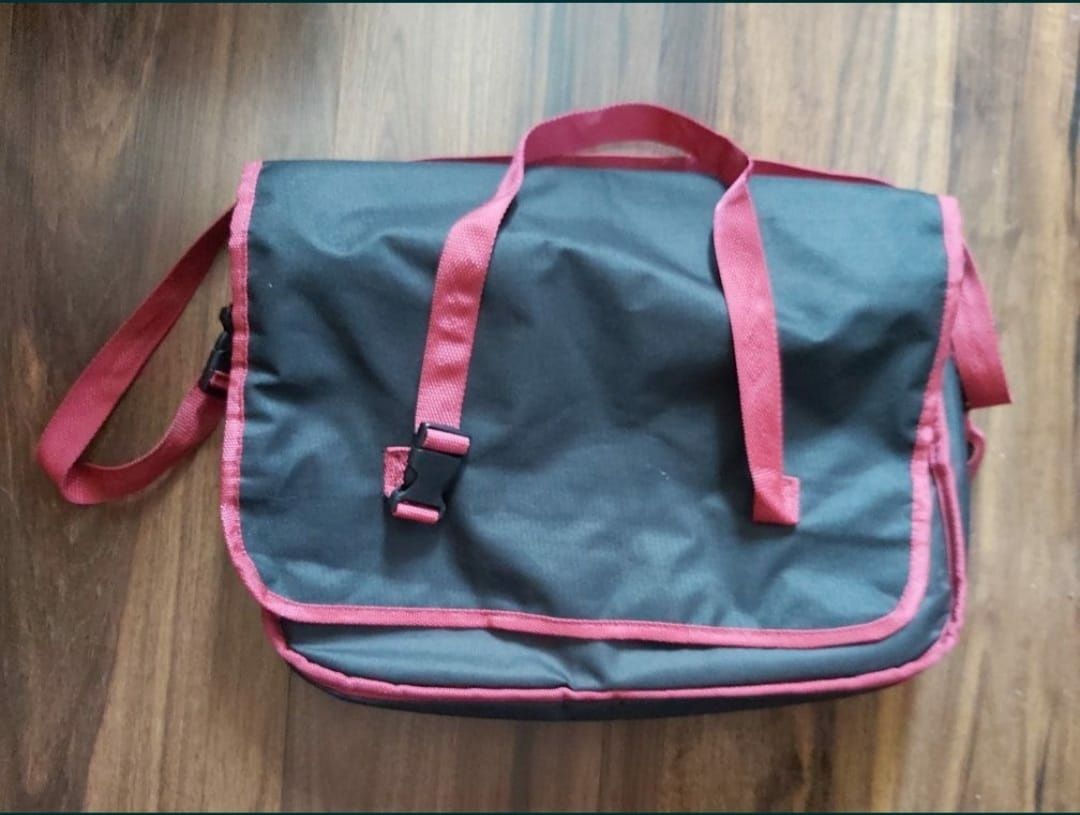 Laptop Acer Slim 15 inch, Geanta transport
