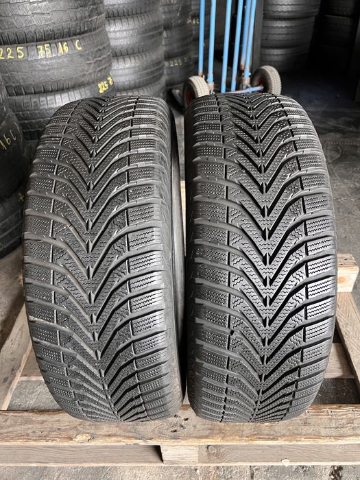 2 anvelope iarna 205/55/16 , Vredestein , 6.5 mm !
