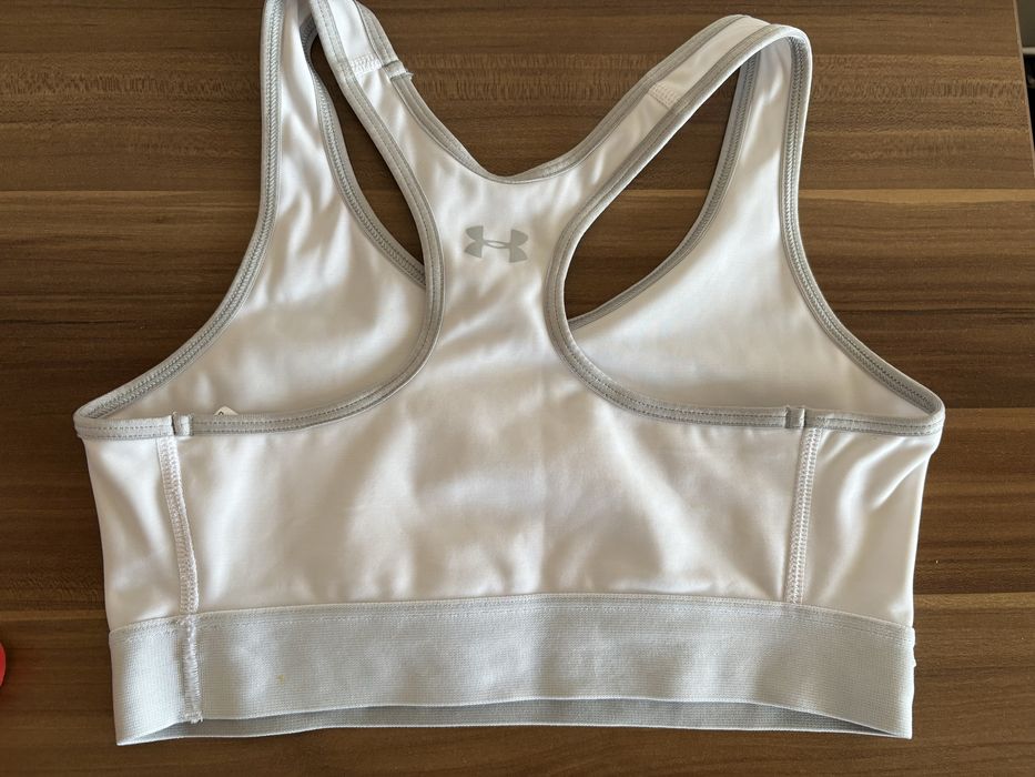 Бюстие Under Armour и Reebok