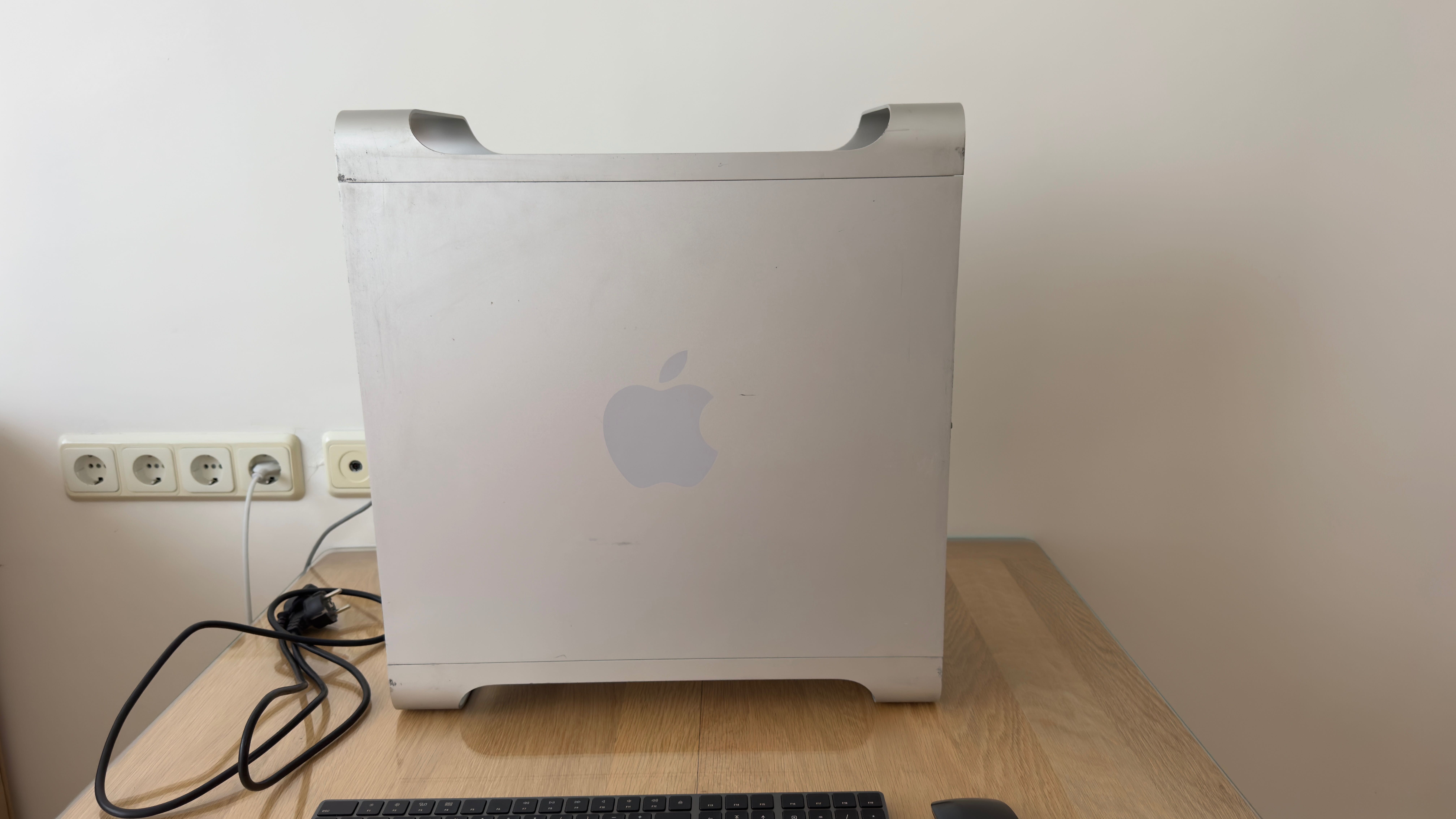 Mac Pro 5.1 2012 12 core / Работна Станция