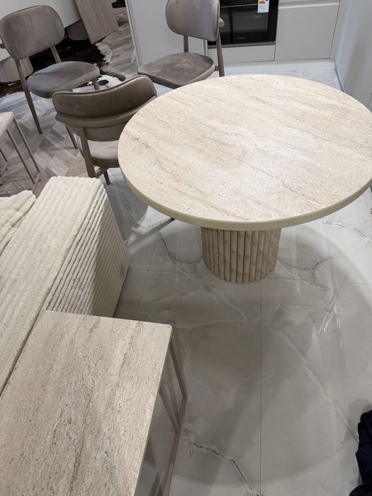 Кухненска маса тип травертин