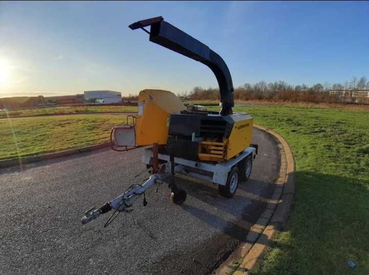 Дробилка за клони Schliesing 330MX