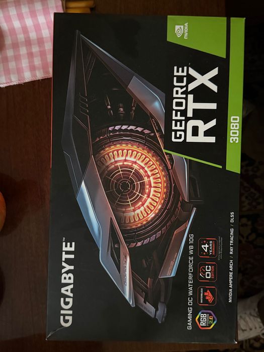 GIGABYTE GeForce RTX 3080 Gaming OC 10G – перфектно състояние + кутия