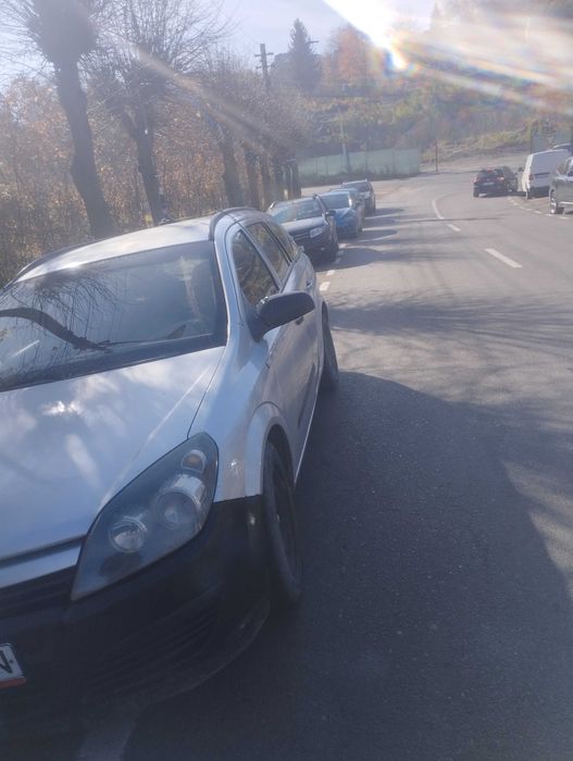 Vând Opel Astra h an 2005