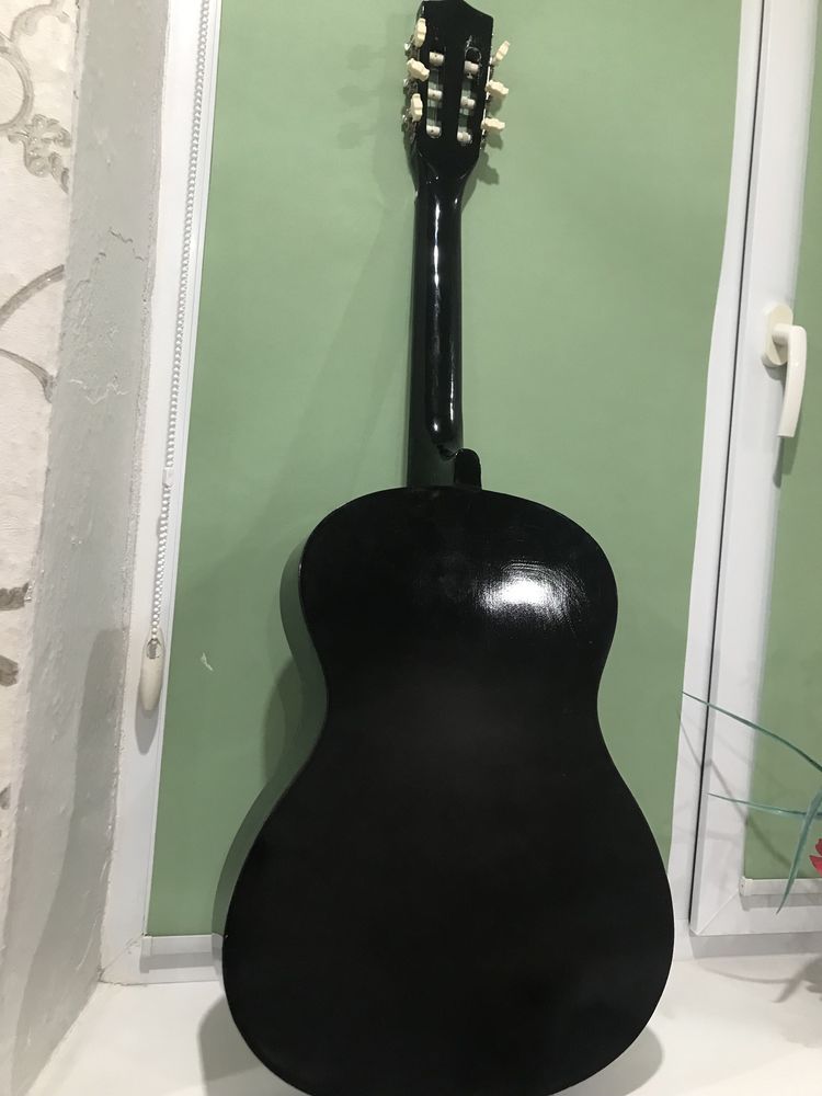 Продам гитару город Павлодар :