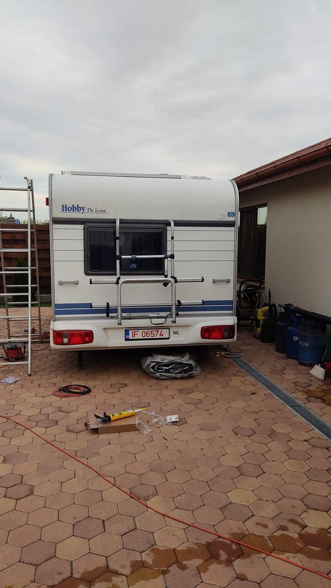 Kit fotovoltaic rulote turistice(off camping)