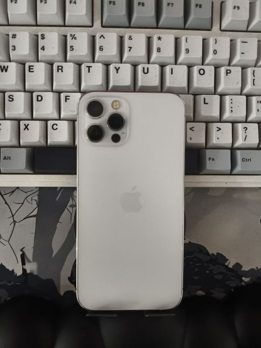 iPhone 12pro состояние отличное