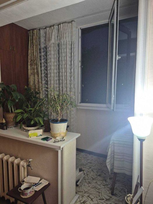 Чиланзар 11 квартал 1/4/4 не торец,балкон 1,5х3 ,квартира чистая