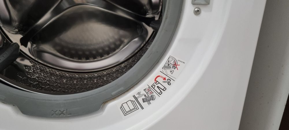 Masina de spalat rufe cu uscator Electrolux  EWW1476WD