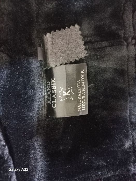 Qalin erkaklar jiletkasi