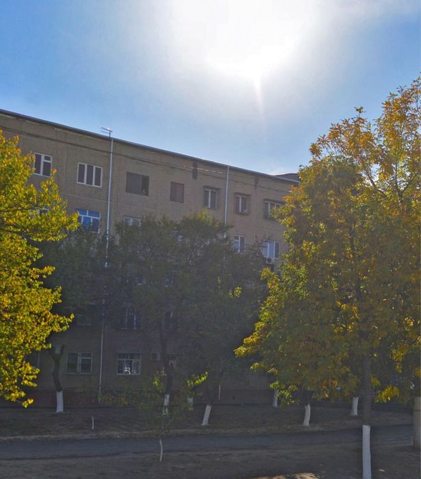 Ibn Sino Mavzesida uy srochno sotiladi