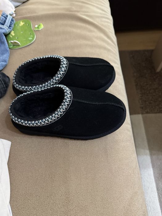 Чисто нови UGG зимно сабо за деца