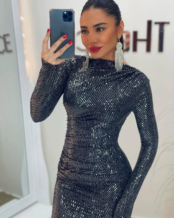 Вечернее платье.