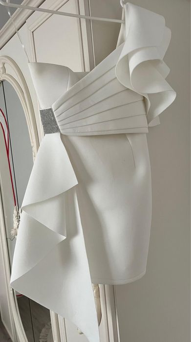 Rochie eleganta scurta