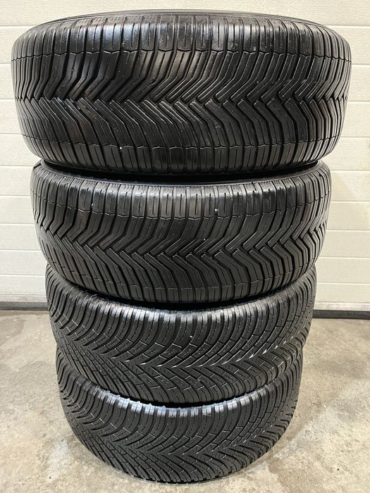 Set 4 anvelope de iarna Michelin CrossClimate 2 225/55 R16 95W
