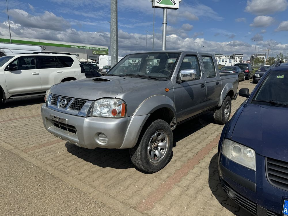 Caroserie nissan navara