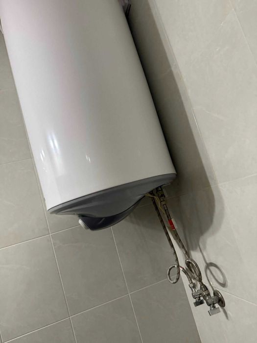 Мебели, пералня Beko и бойлер Eldom – отлично състояние!