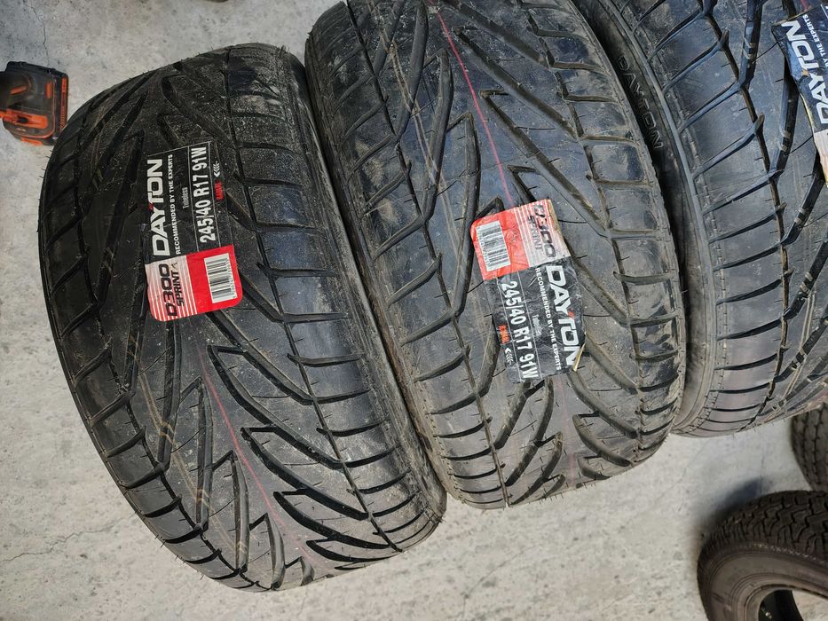 4бр.НОВИ летни гуми DAYTON 245 40 17 цена за брой