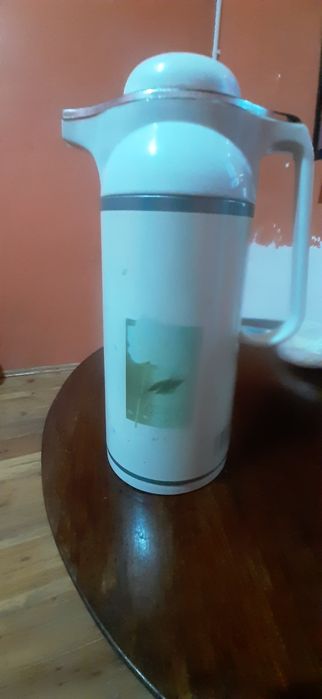 Термос в о личном рабочем состоянии,продаю;