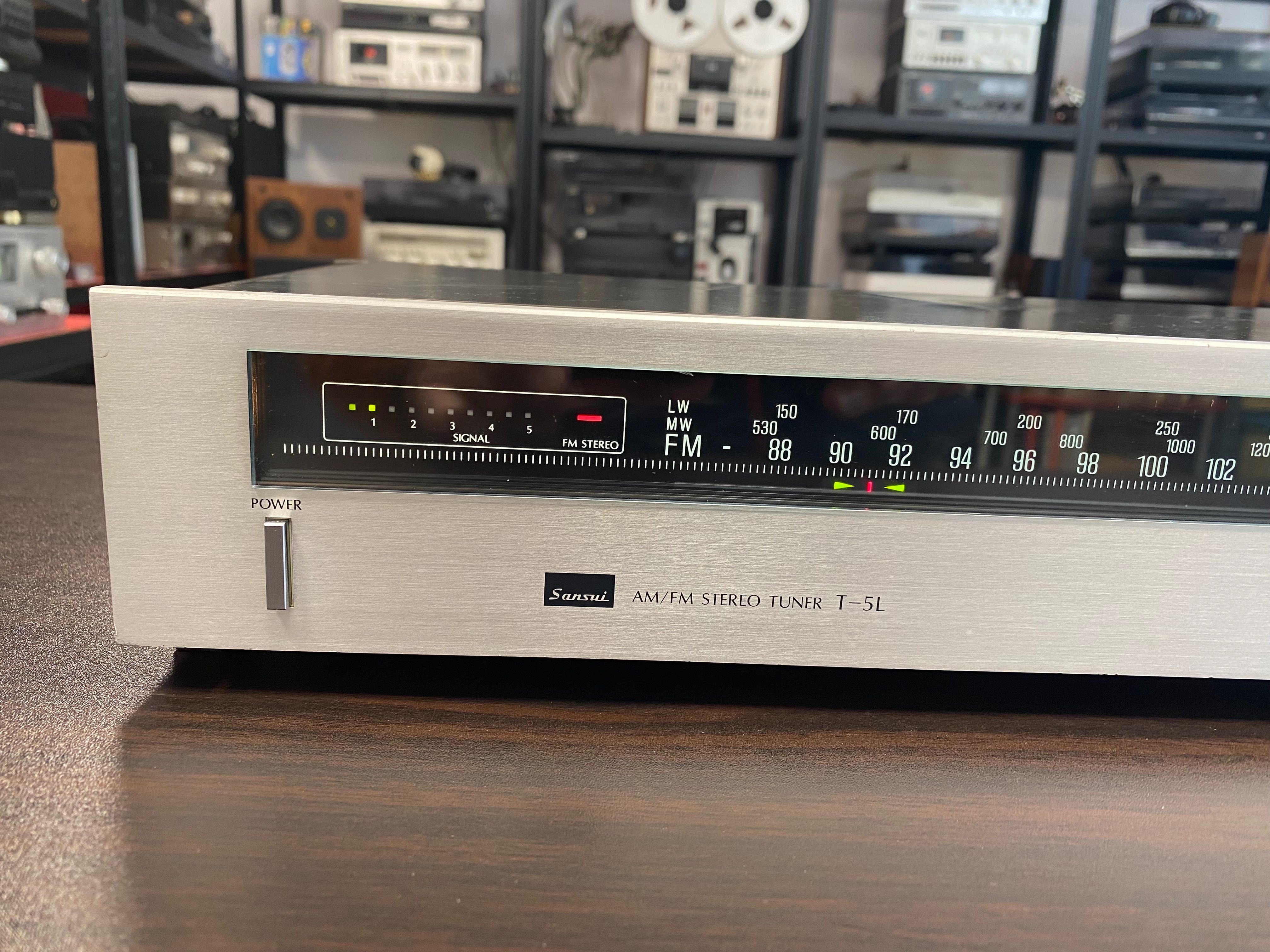 Висококачествен тунер Sansui