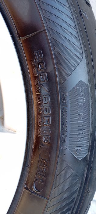 Vând 4 roti cu jante Enzo 205/55R16