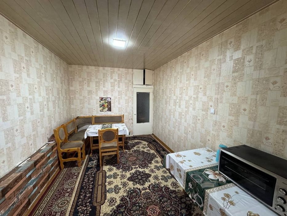 Сдаётся срочно 5-комнатная квартира в Юнусабадском районе, 15- кв