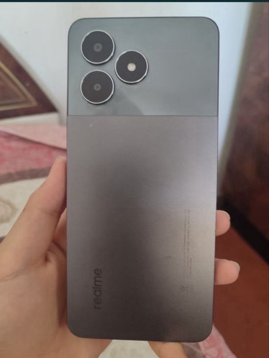 Realme c 50 в хорошем состоянии покупался полгода назад