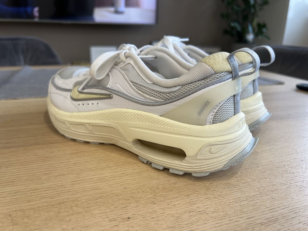 Nike air - 38,5 / 24,5см.