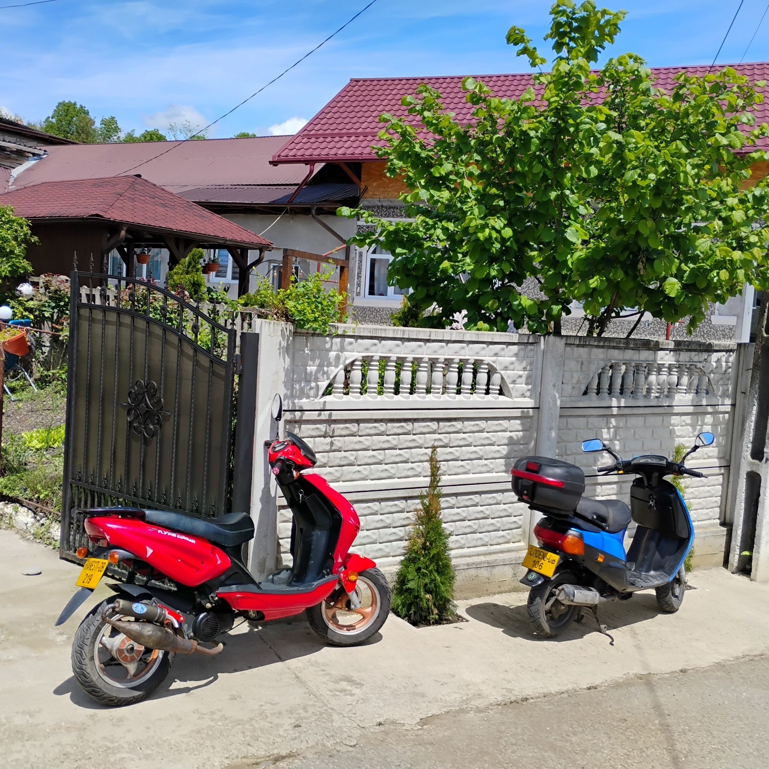 Vând scuter 80cc 2T Carte RAR
