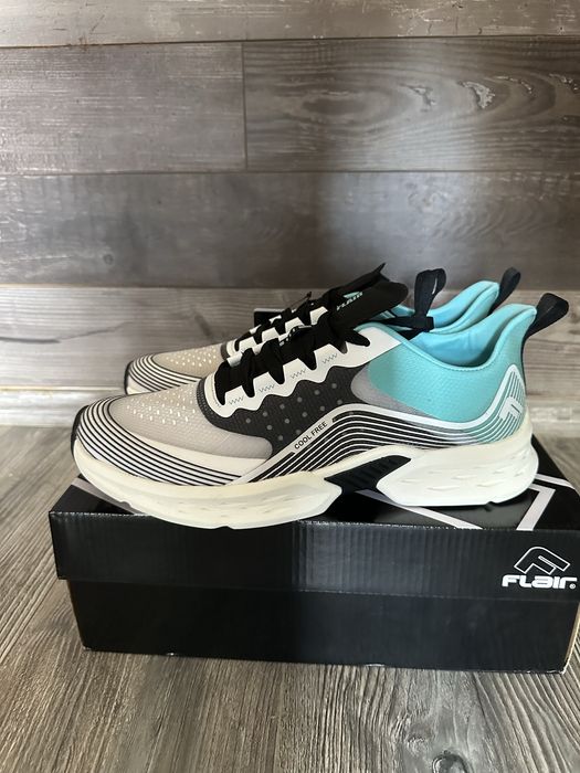 Маратонки Flair Ultra Light