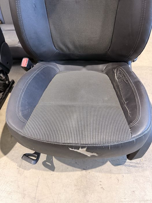 Седалки за Opel Astra J Sport Tourer