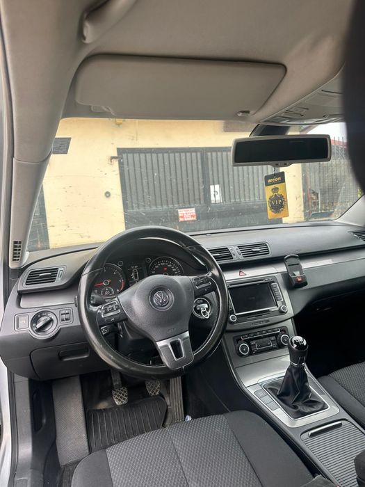 Volkswagen passat 2.0 140 CP
