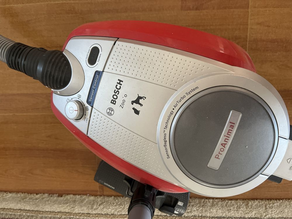 Пылесос фирма Bosch
