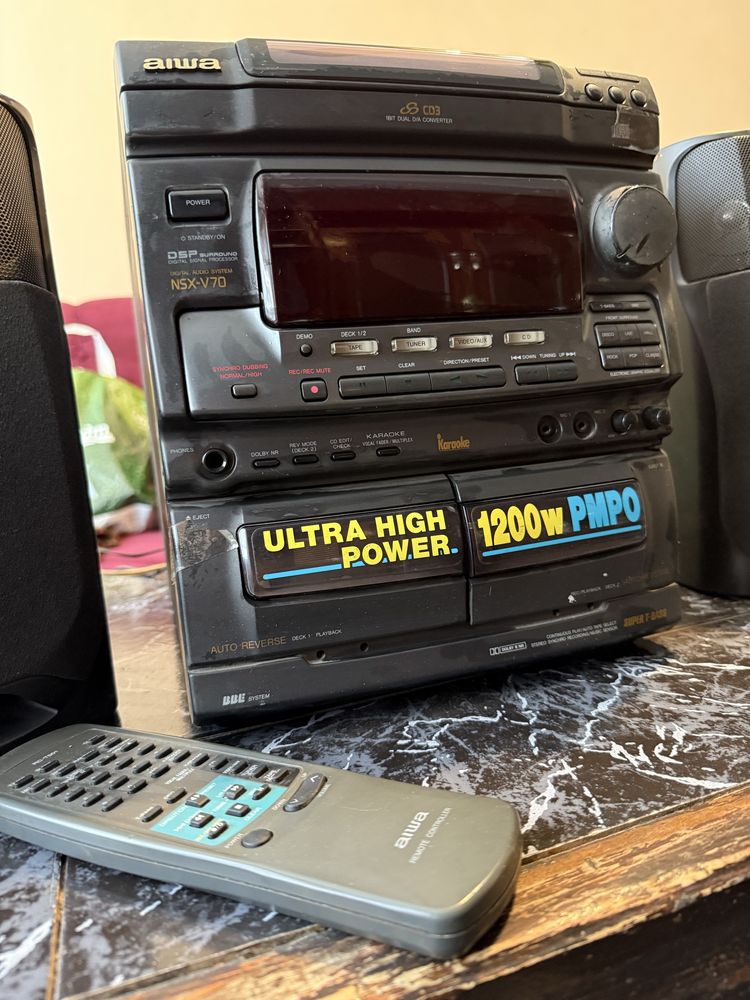 Стереоуредба Aiwa - 1200W PMPO, донесена от Дубай