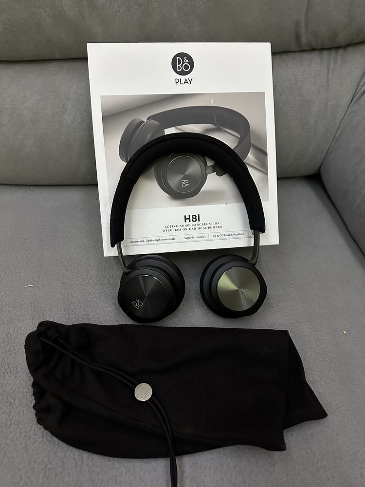 Bang & Olufsen H8i