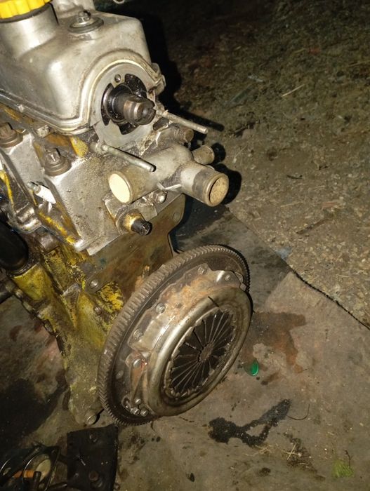 Продам двигатель на ваз 2114 в хорошем состоянии