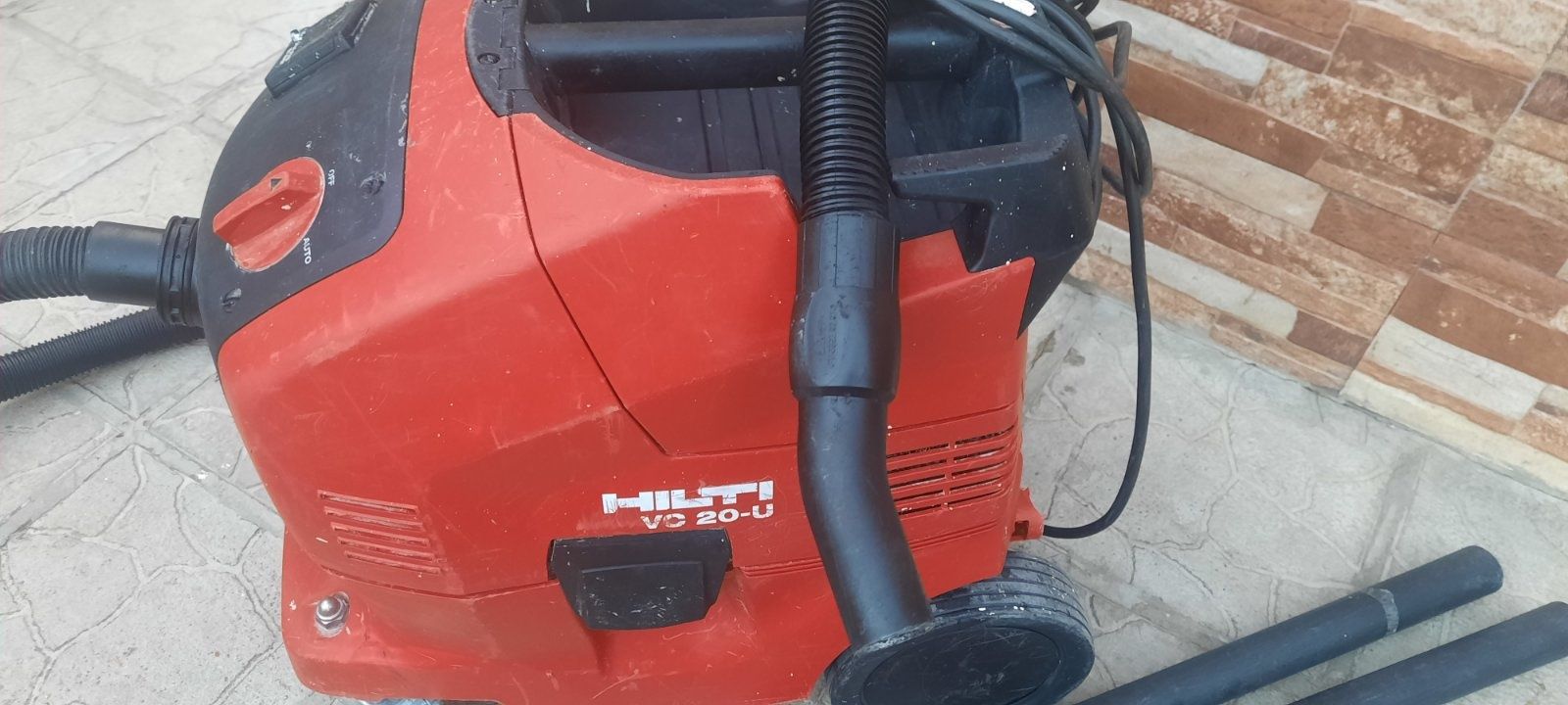 Прахосмукачка Hilti VC-20U Тупалка СухоСтроителсво