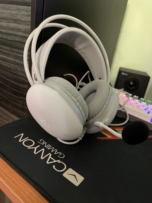 Продавам слушалки white shark