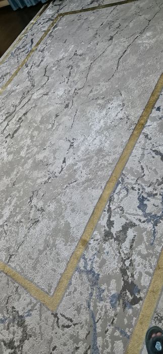 Продам ковер красивый