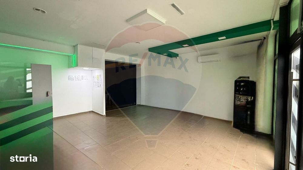 Teren cu Spatiu Comercial Functional Dambovita