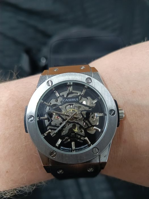 Продам механические часы