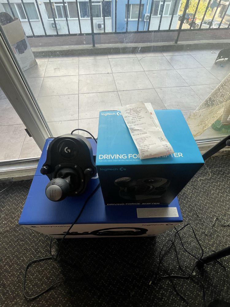 Продавам logitech g29 + shifter