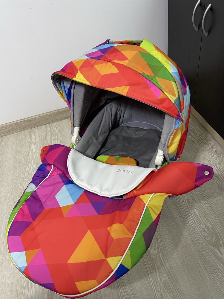 Carucior copii 3 in 1 Bexa Cube Rainbow