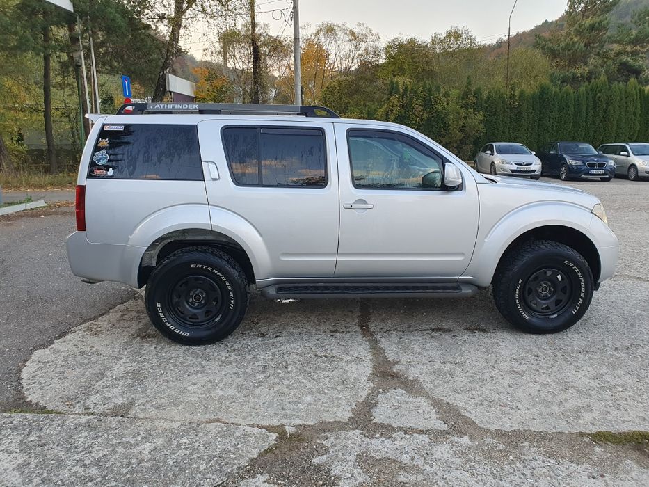 Nissan pathfinder