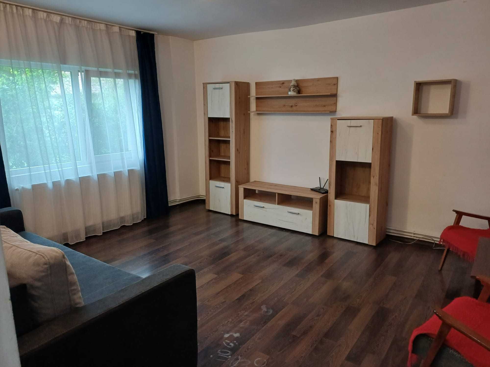 Inchiriez apartament 3 camere Grigorescu