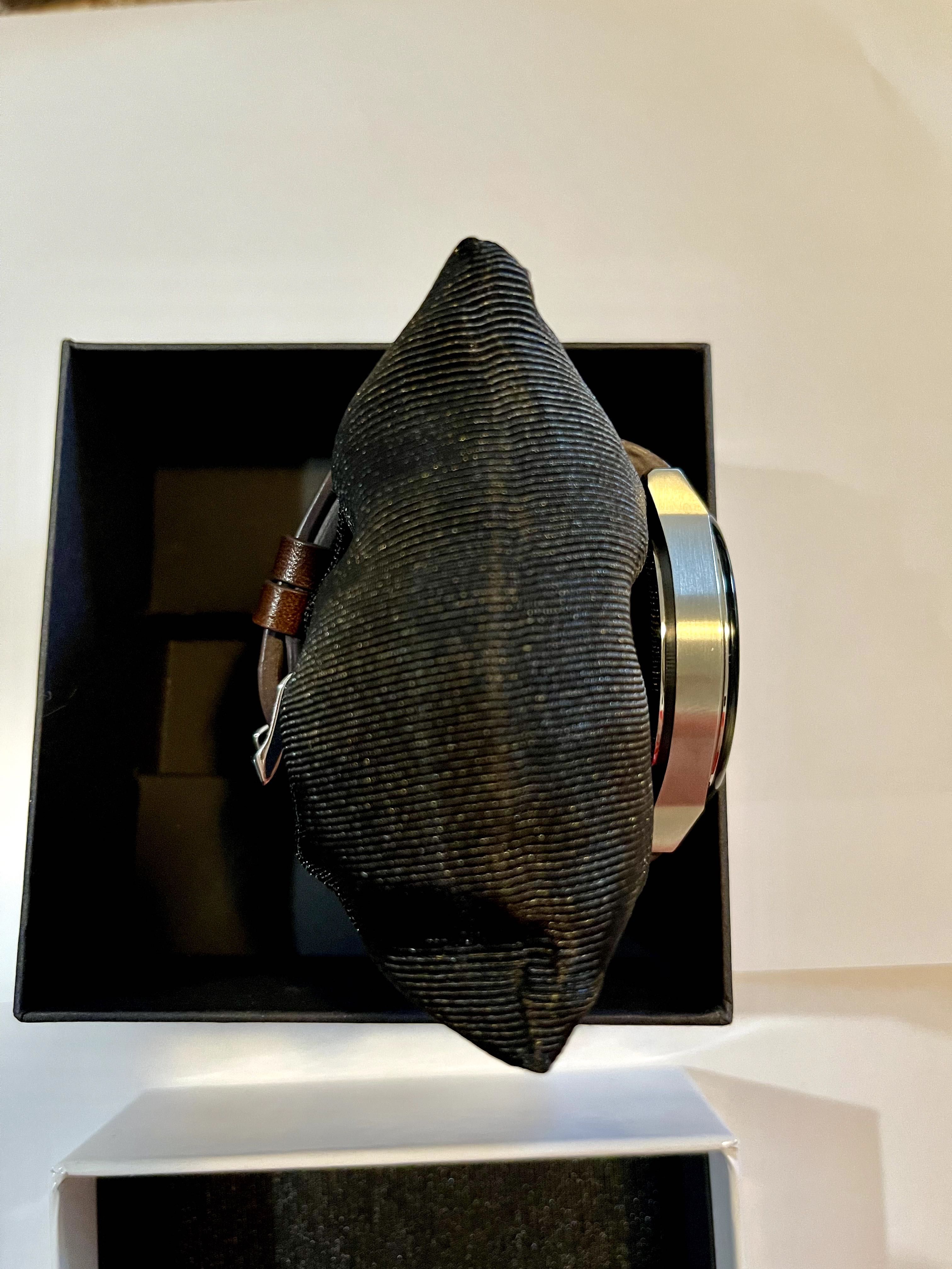Часовник HUGO BOSS – Перфектно състояние