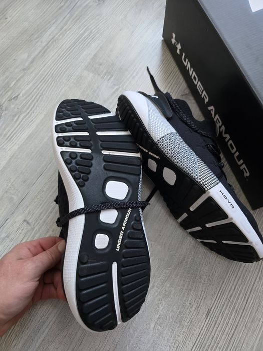 Under Armour Phantom 3