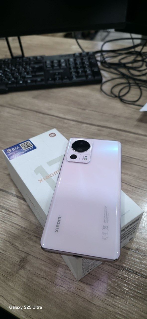 Xiaomi 13 Lite Sotiladi.