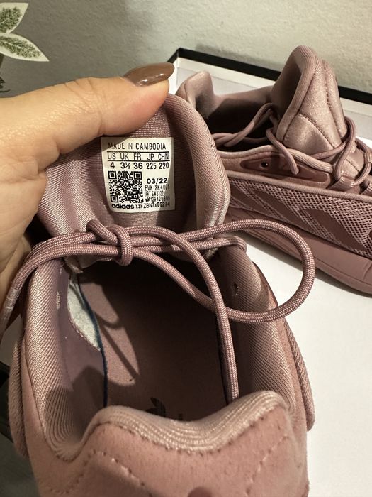 Розови маратонки Adidas