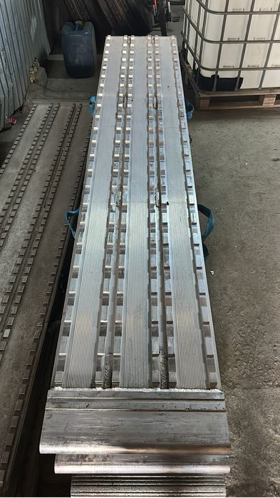 Rampe Aluminiu / Cale de incarcare Utilaje